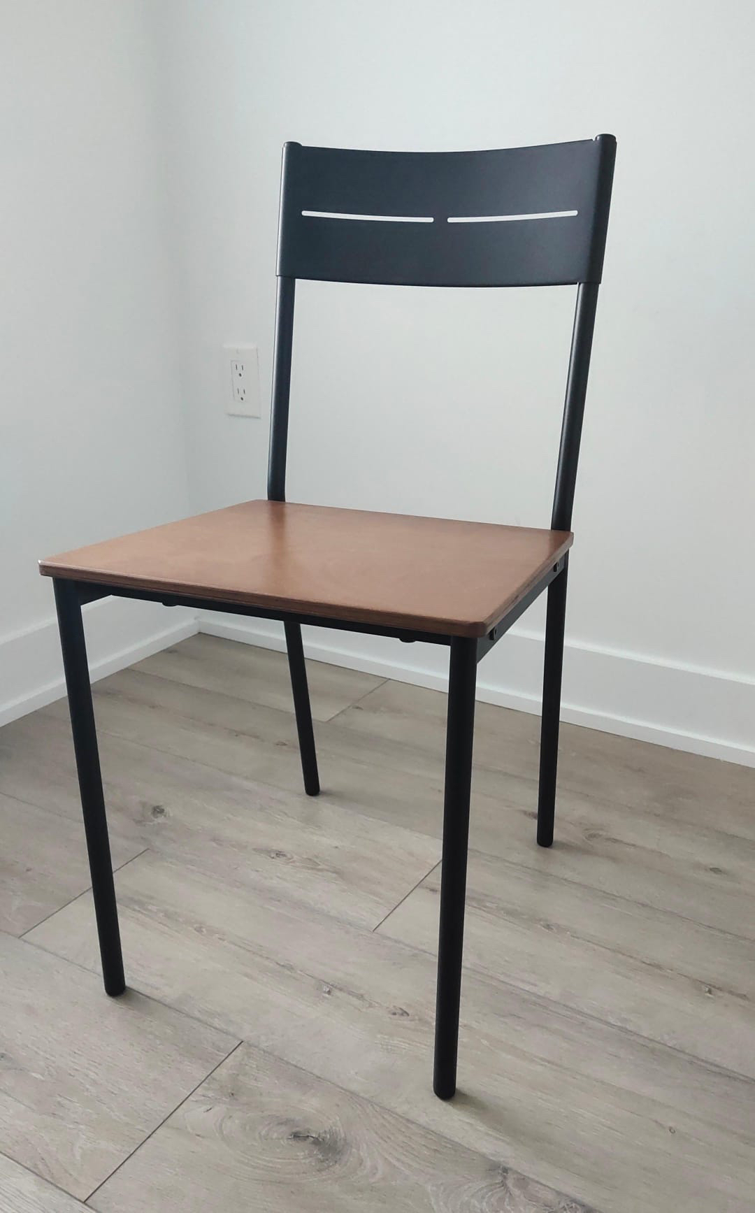 Ikea chair thumbnail