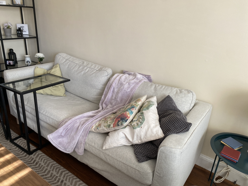 Three seater couch for sale - photo 2