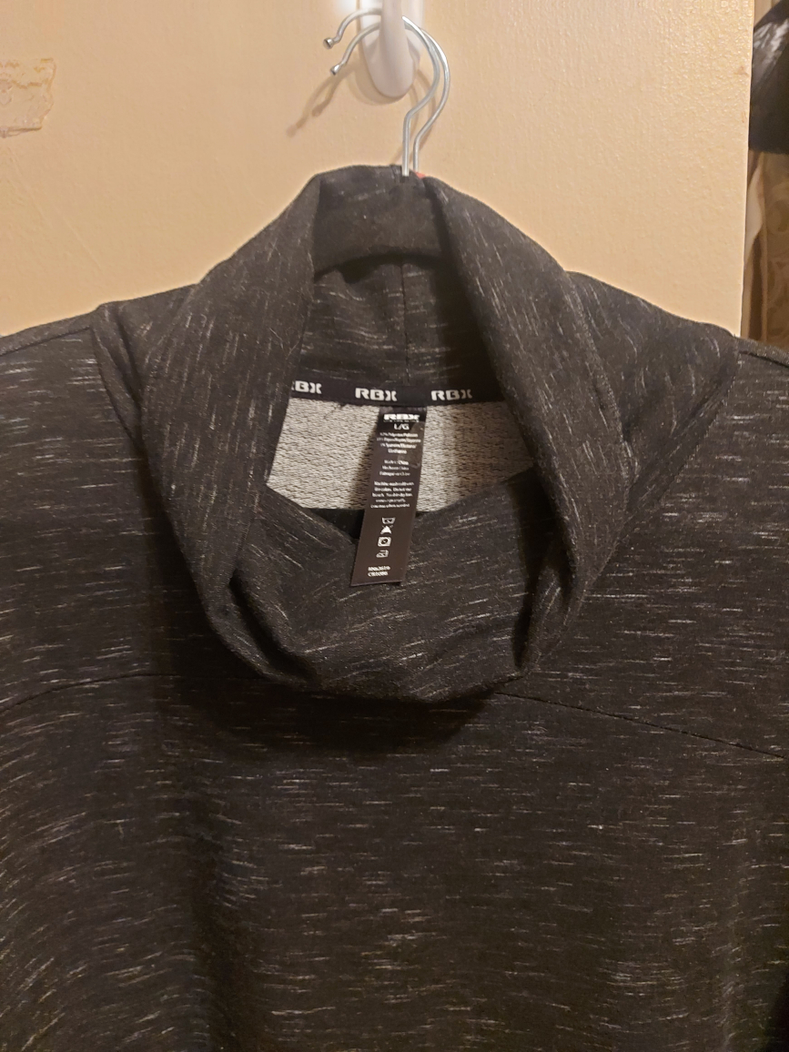 long sleeve shirt and scarf image indicator(4)