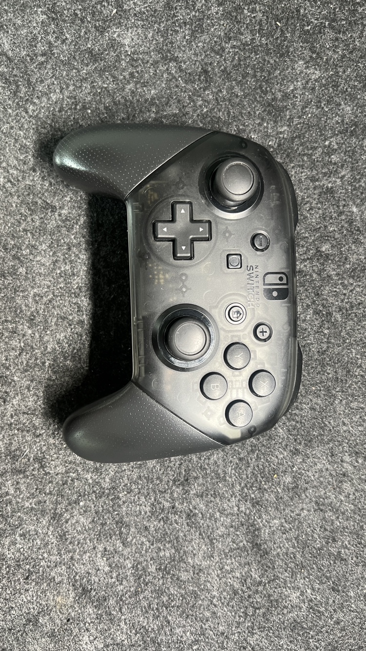 Nintendo Switch Pro Controller thumbnail