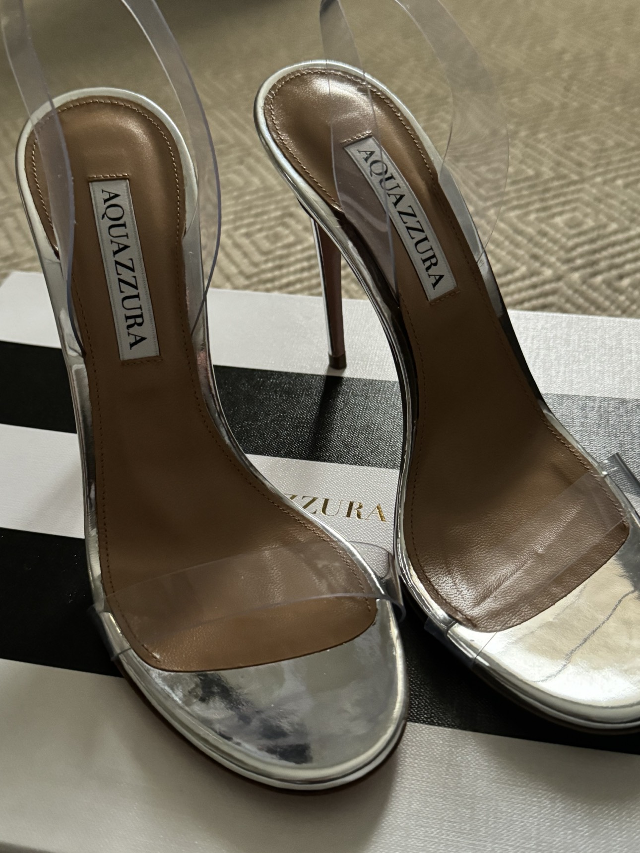 New Aquazzura so nude plexi sandal size 37