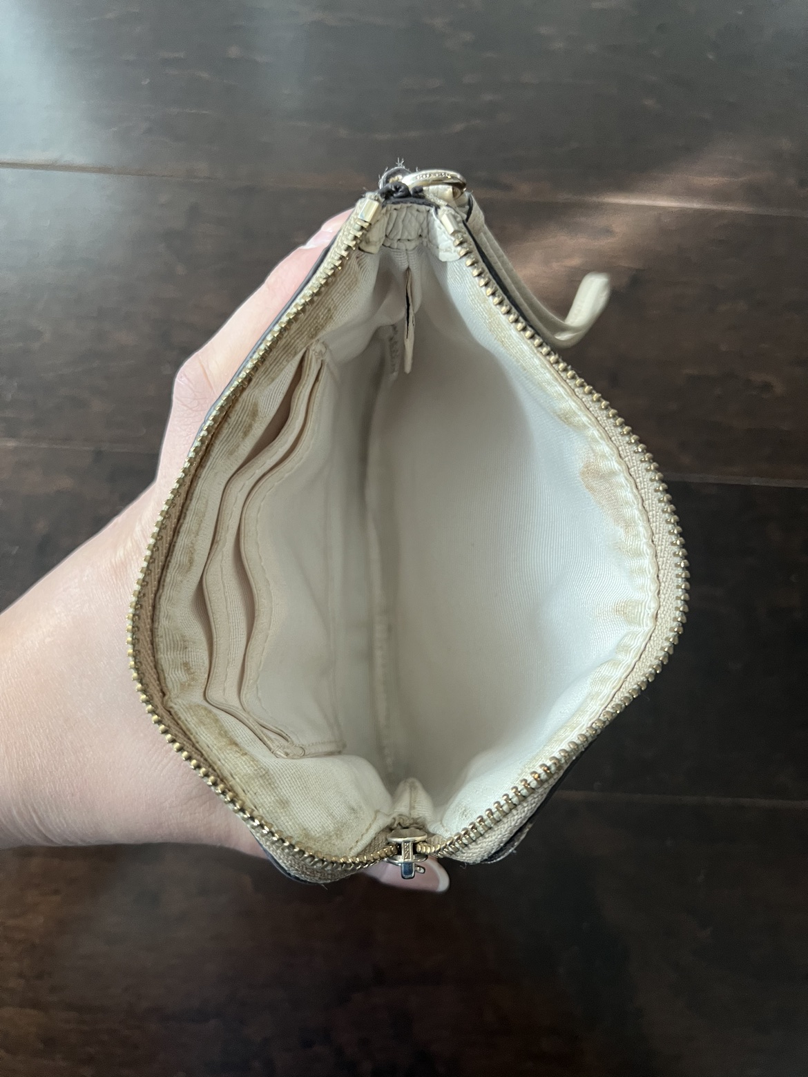 Coach Wrist Wallet image indicator(4)