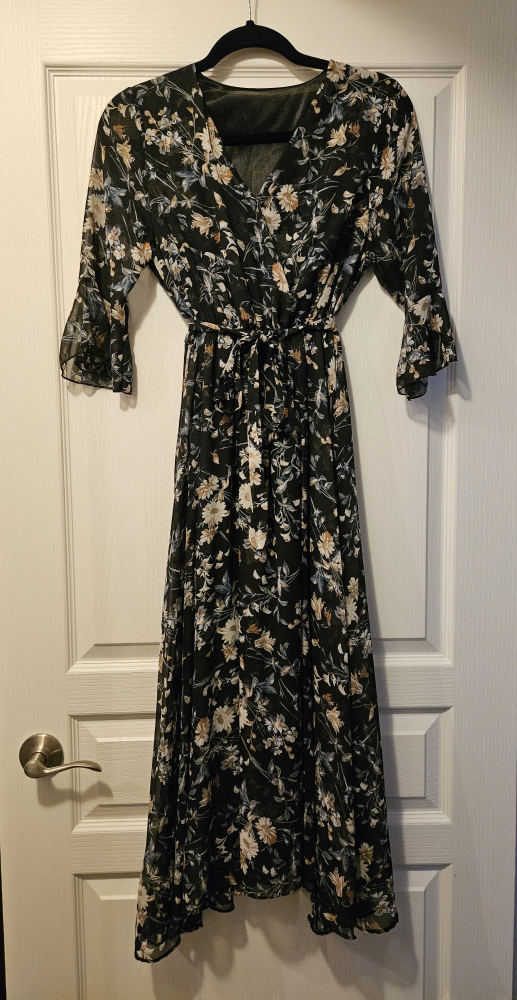 Cute Floral Midi Dress (xs/s) thumbnail