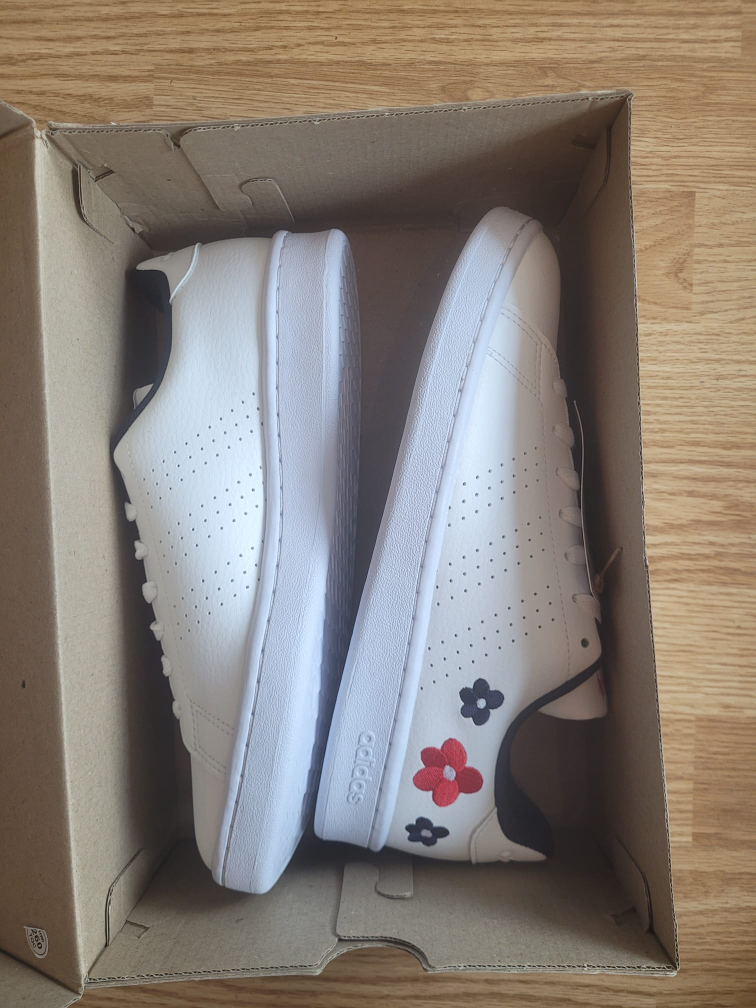 Brand New Stan Smith ADIDAS WOMEN'S GRAND COURT 2.0 SNEAKER thumbnail