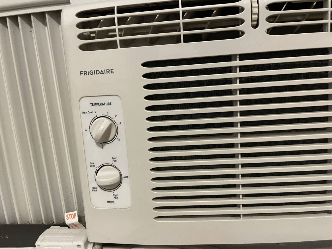 TWO Air Conditioner units image indicator(4)