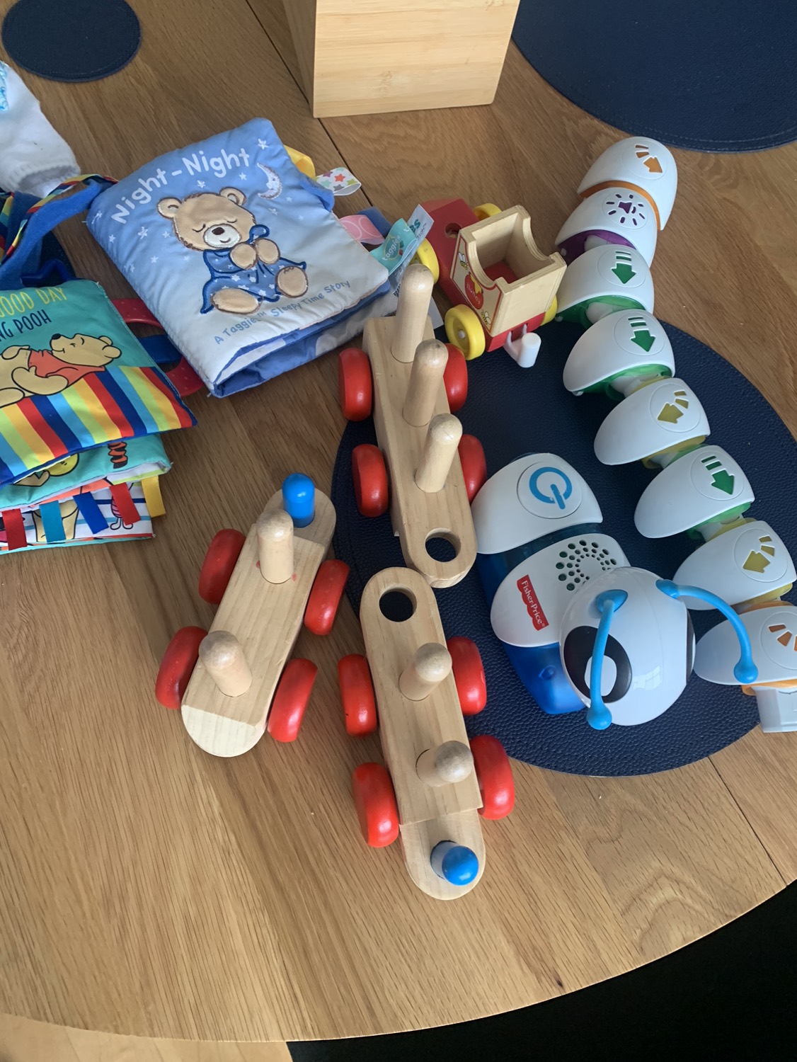 Free toys kids books