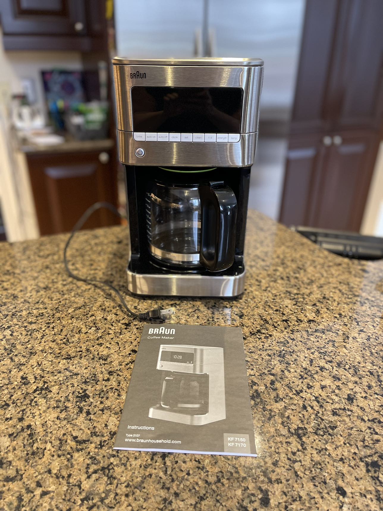 Braun 12 Cup BrewSense Programmable Coffee Maker KF7170