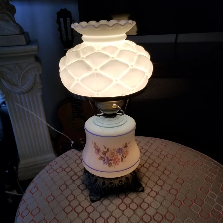 hurricane lamp collectible
