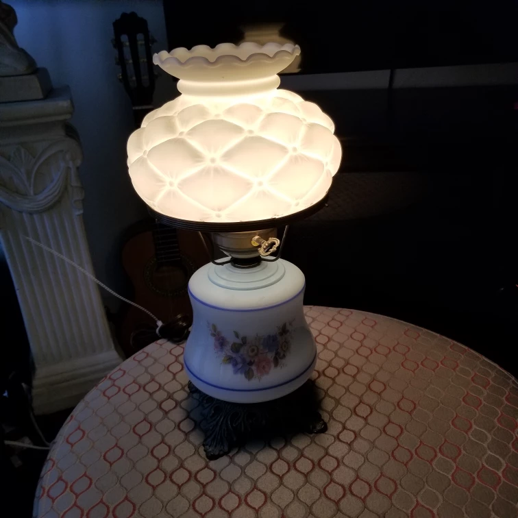hurricane lamp collectible - photo 3