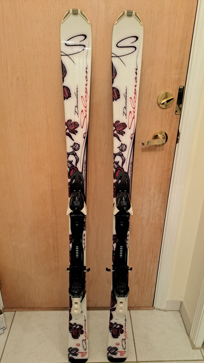 Women's skiis 151cm, boots 25.5 thumbnail