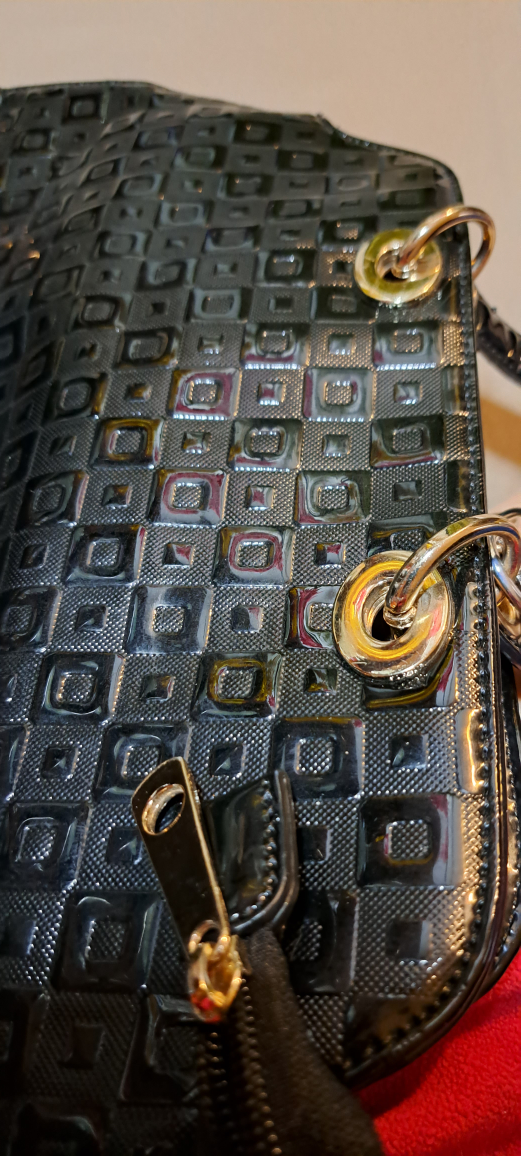 black ladies purse Glam image indicator(5)