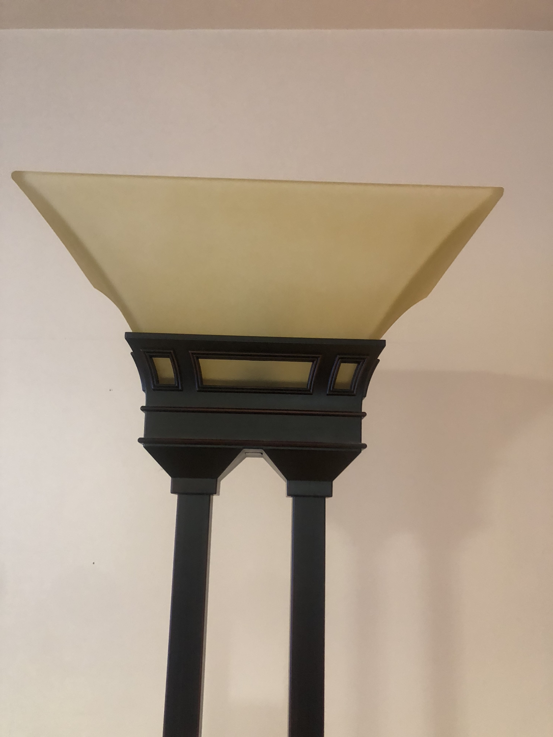 Floor lamp (Costco) - photo 3
