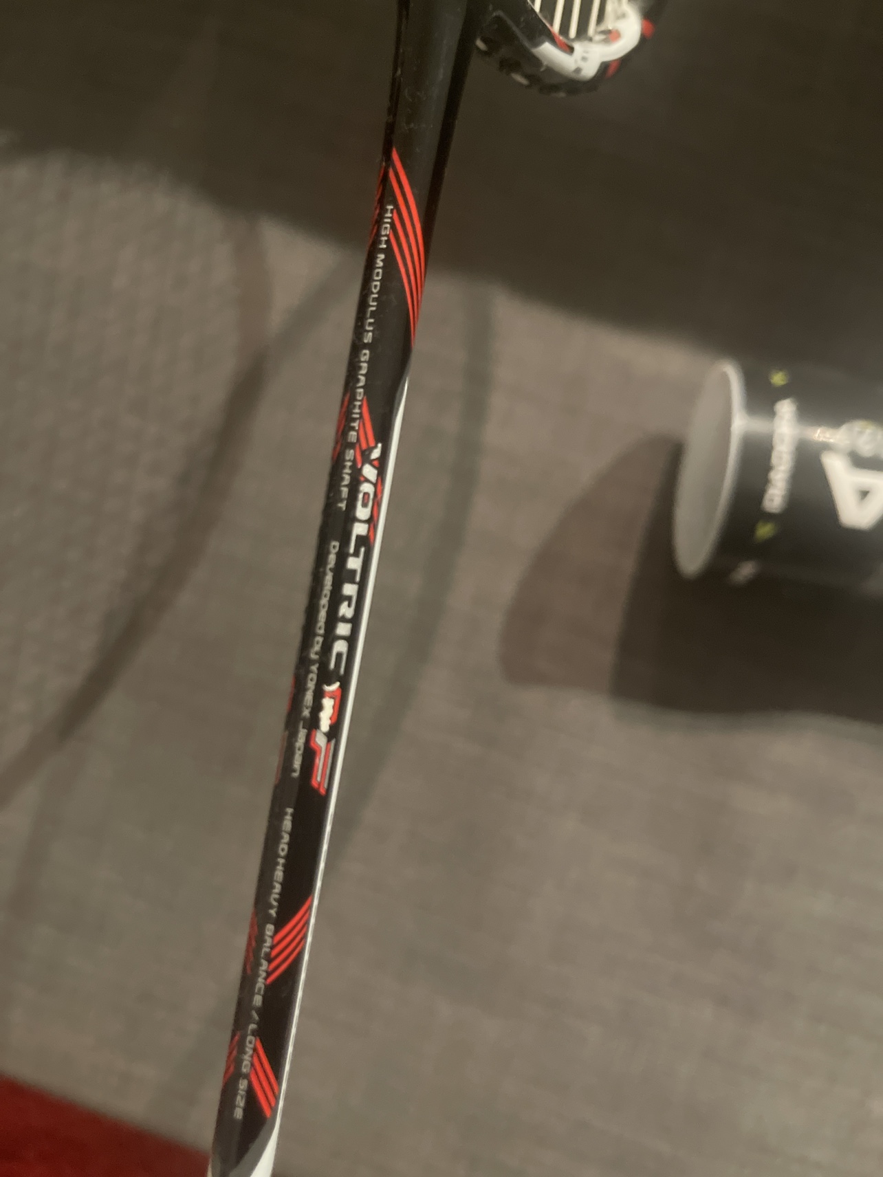 Yonex badminton racket and diadora shuttlecocks - photo 3