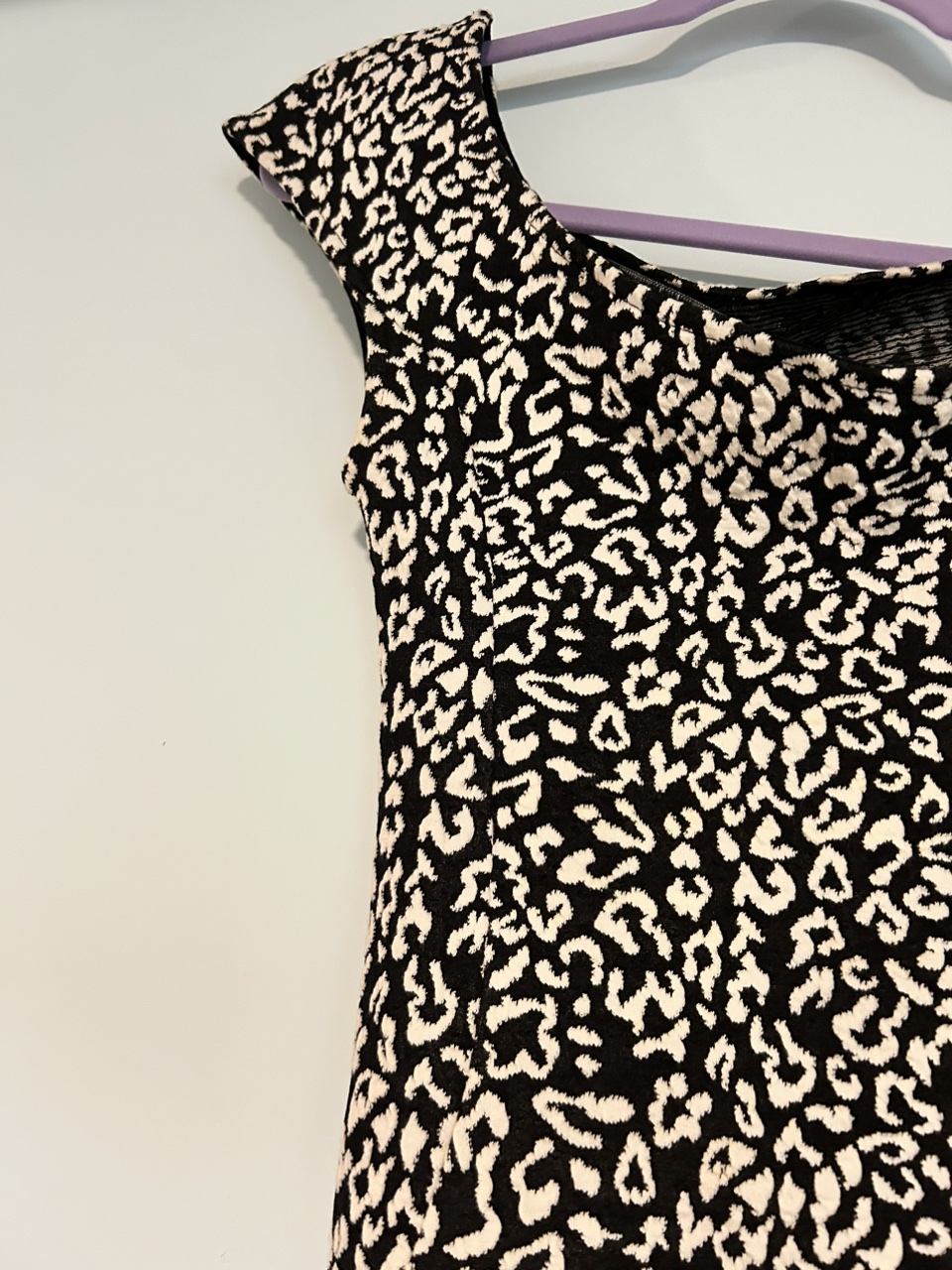 Short fitted one shoulder dress - photo 2