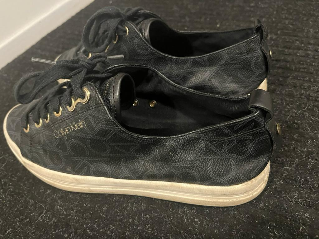 Calvin Klein Michaela Black Logo Lace Up Sneakers Size 9.5 image indicator(3)
