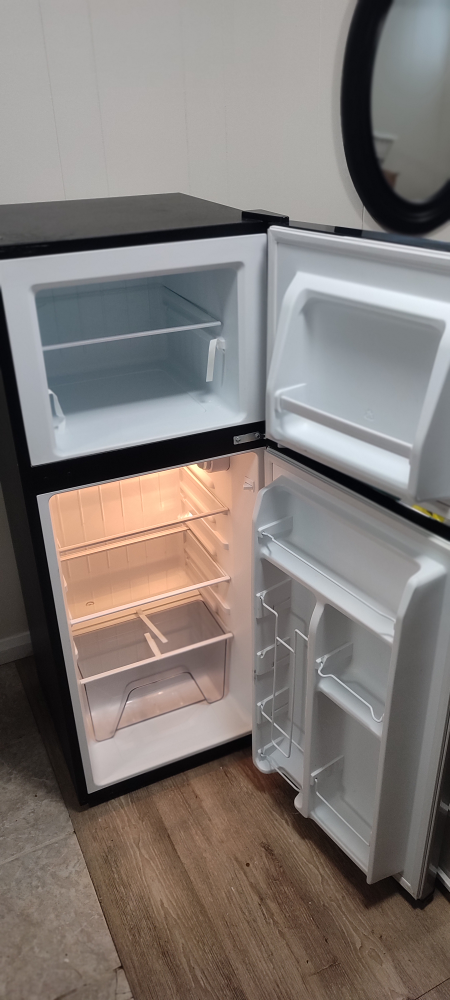 Almost brand new Whirlpool refrigerator 4.6 cu.ft double door - photo 2