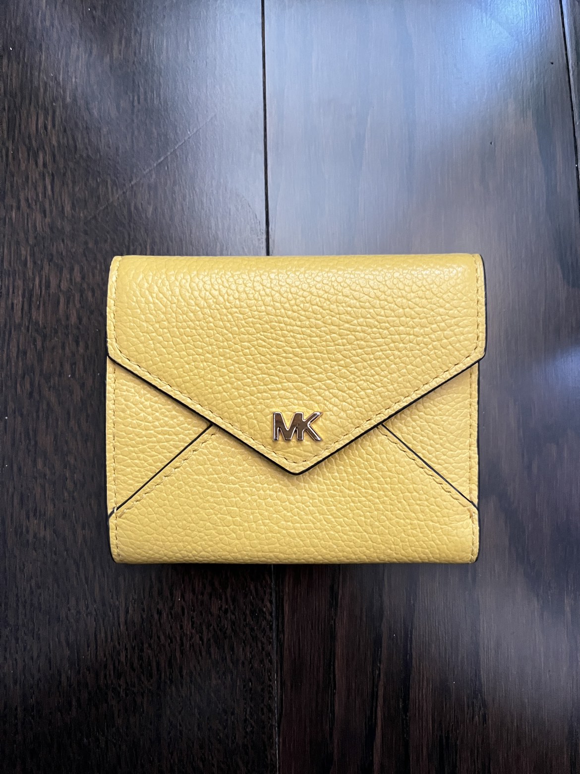 MK three-fold wallet