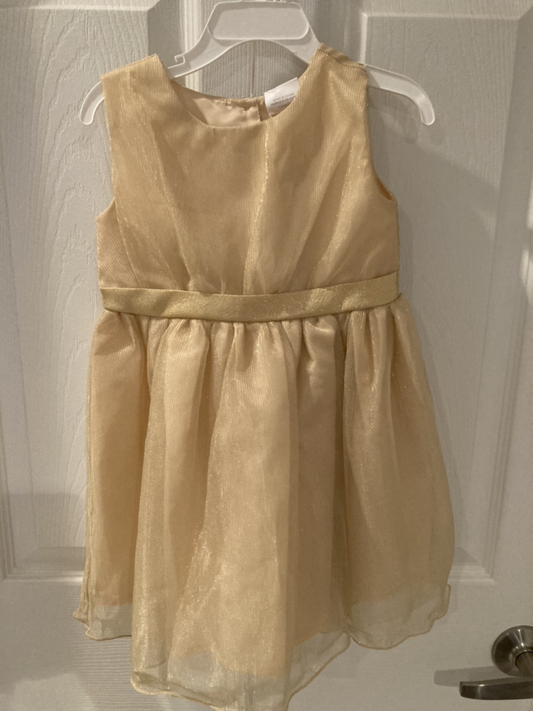 Gold dress thumbnail