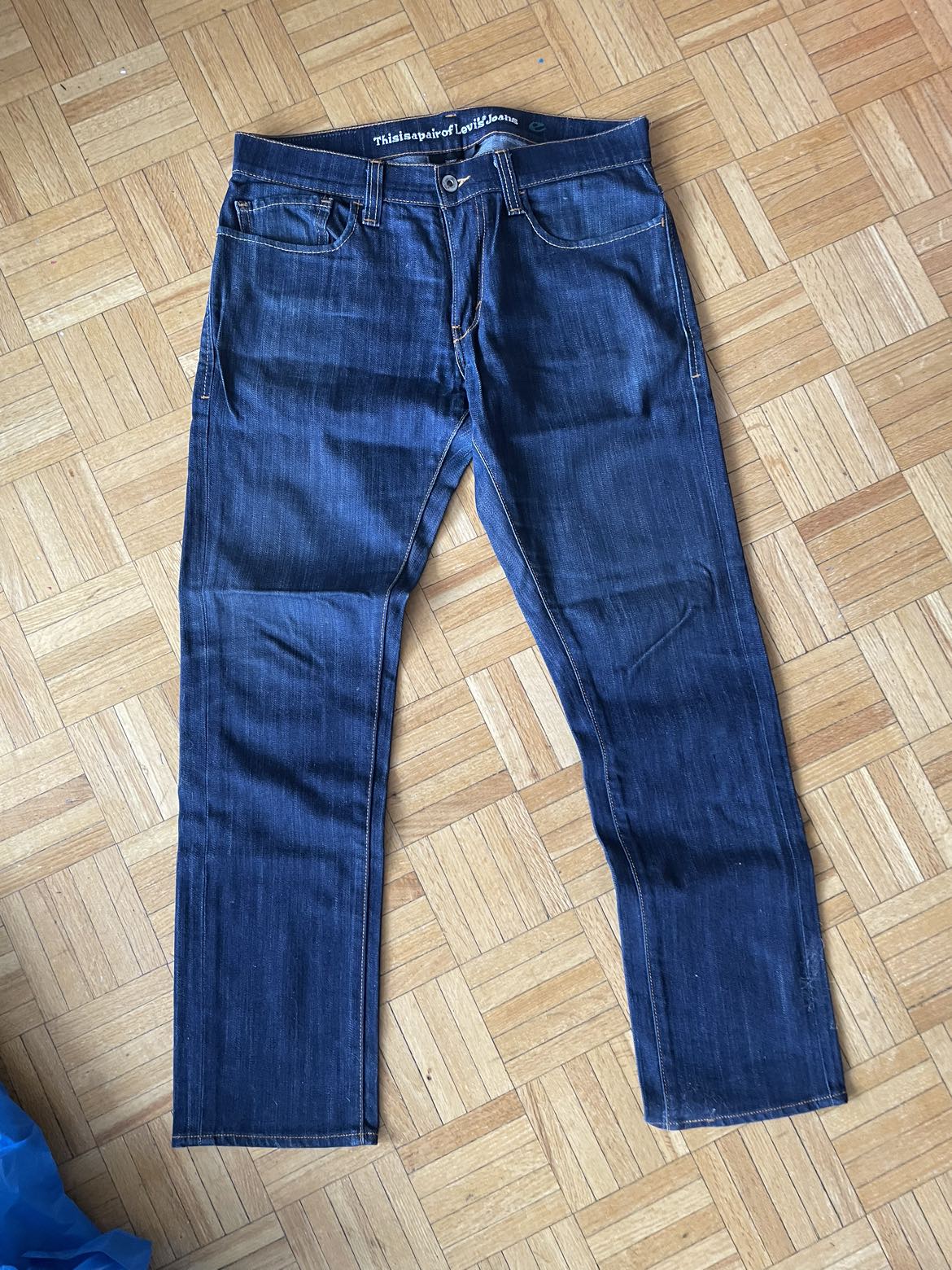 Men’s skinny Levi’s size 32x30 image indicator(2)