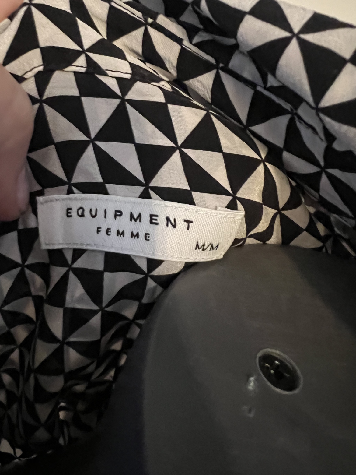 Equipment Silk Blouse image indicator(3)