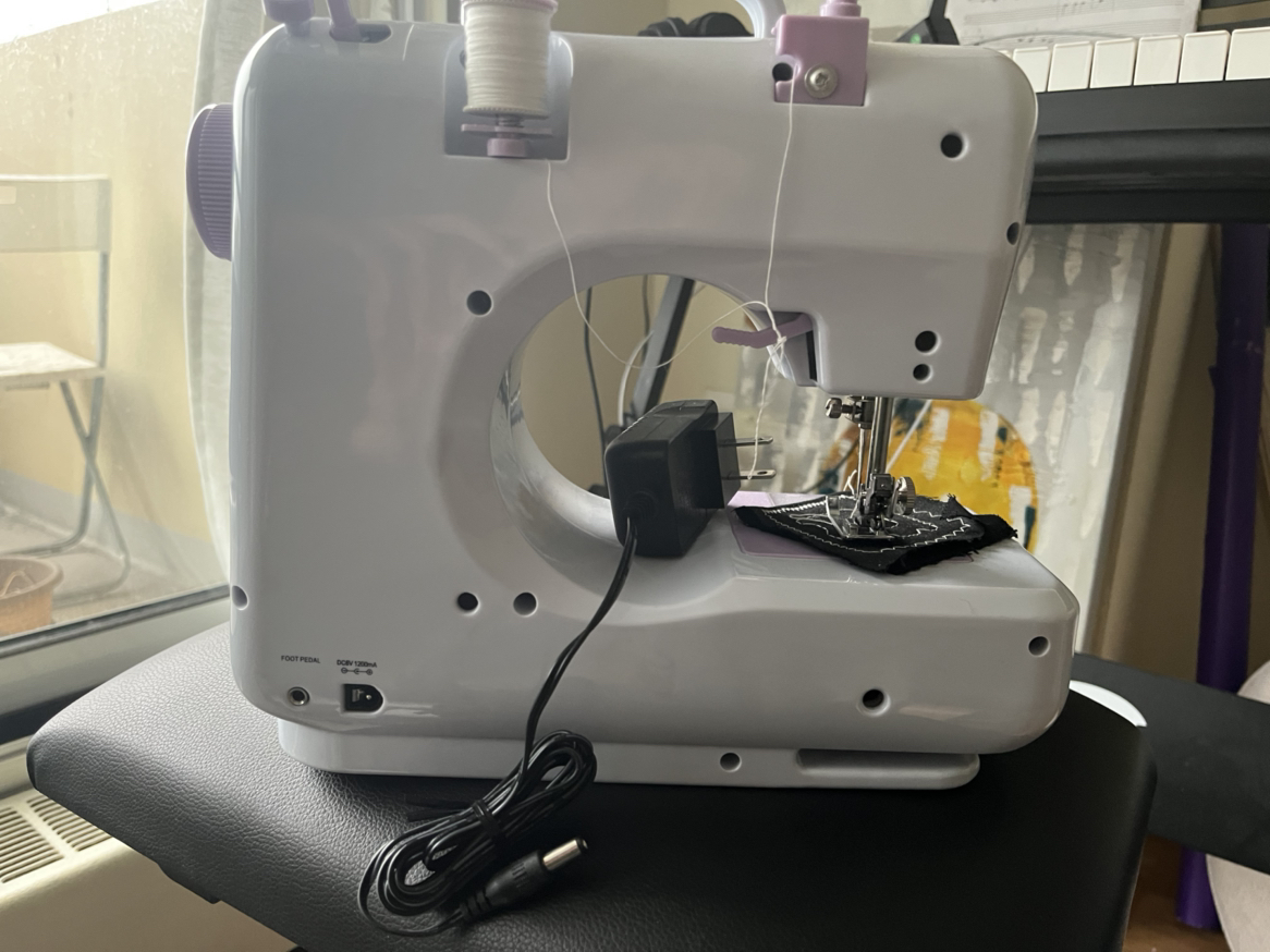 Beginners sewing machine - photo 2