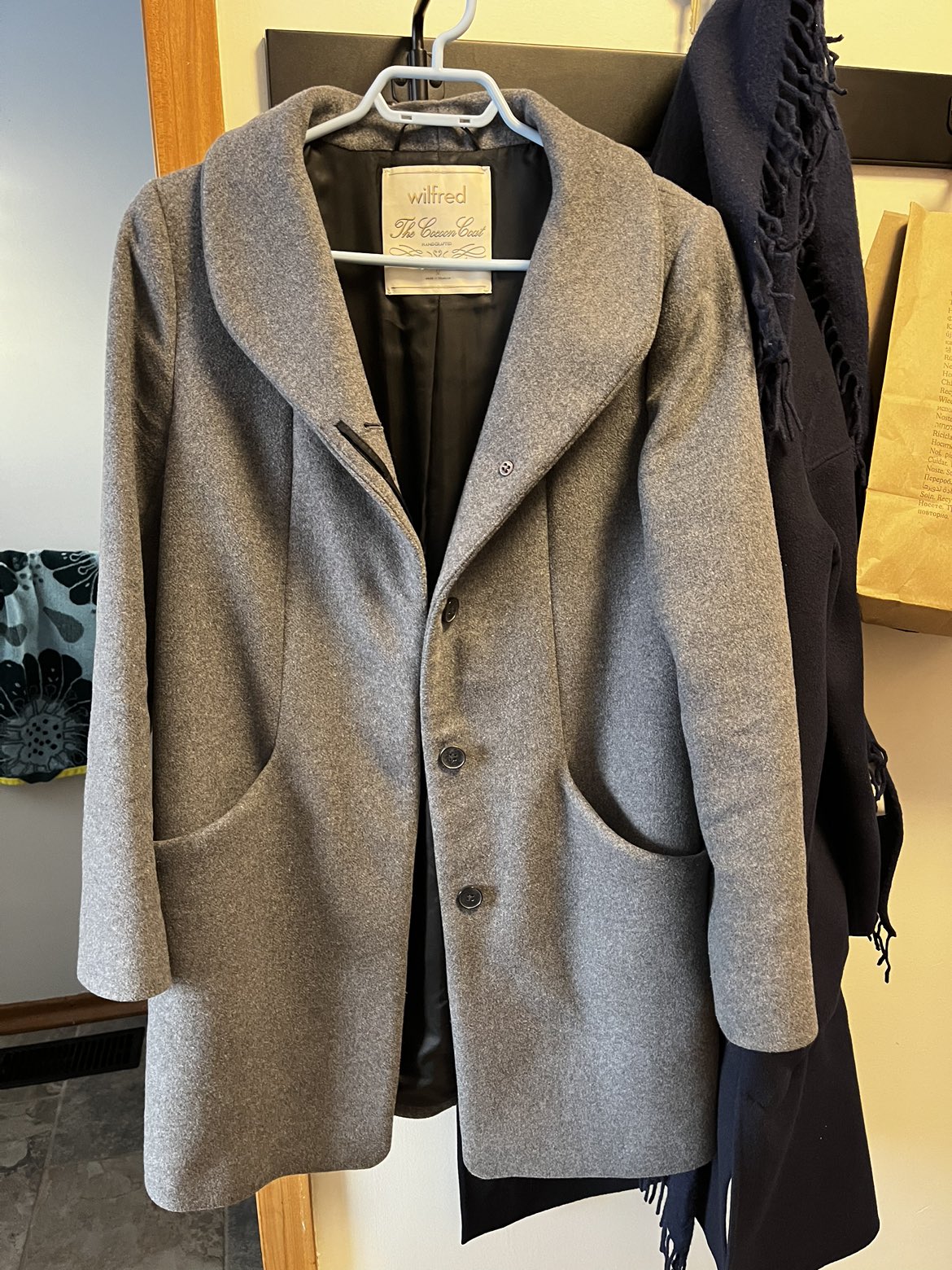 Aritzia Cocoon Coat - brand new! thumbnail