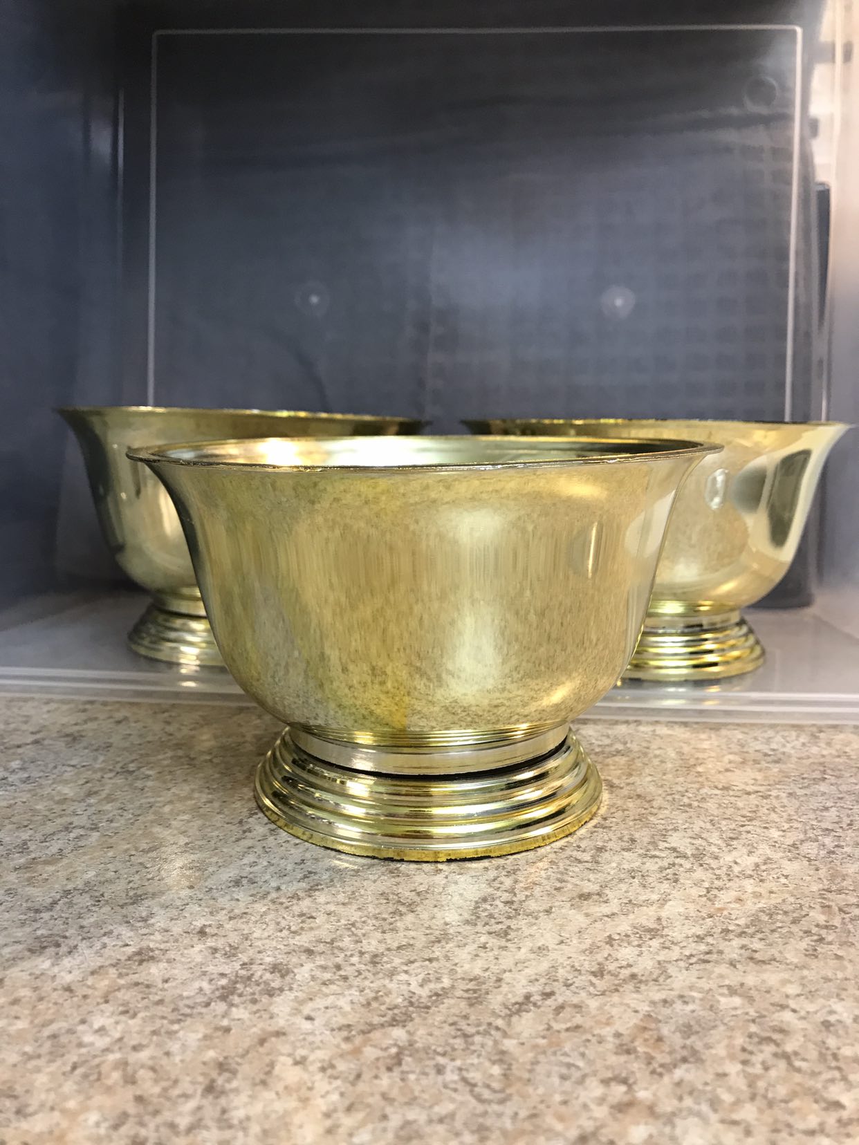 Party Supplies: Gold Plastic Vases 3.5”