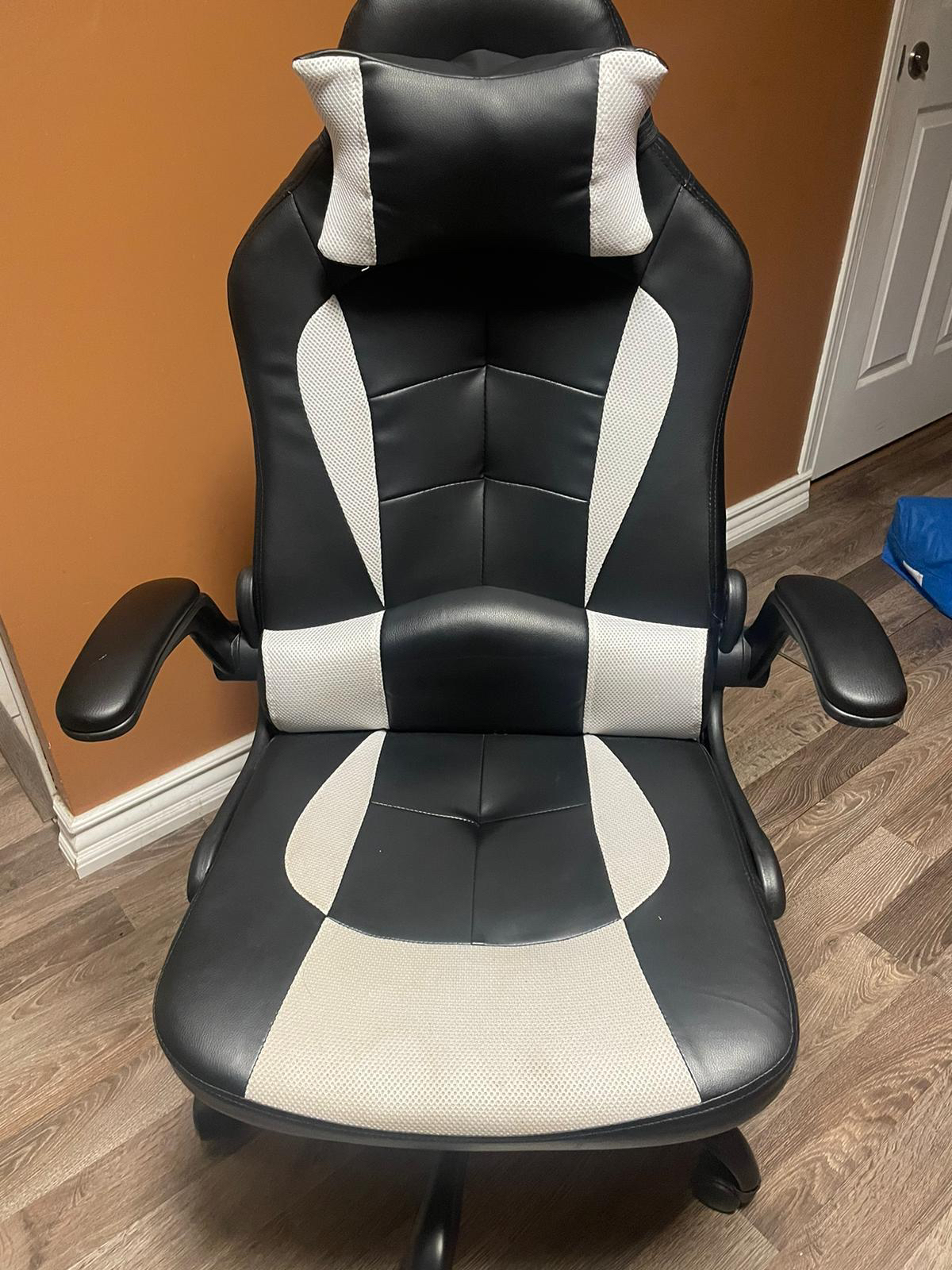 Gaming / office chair