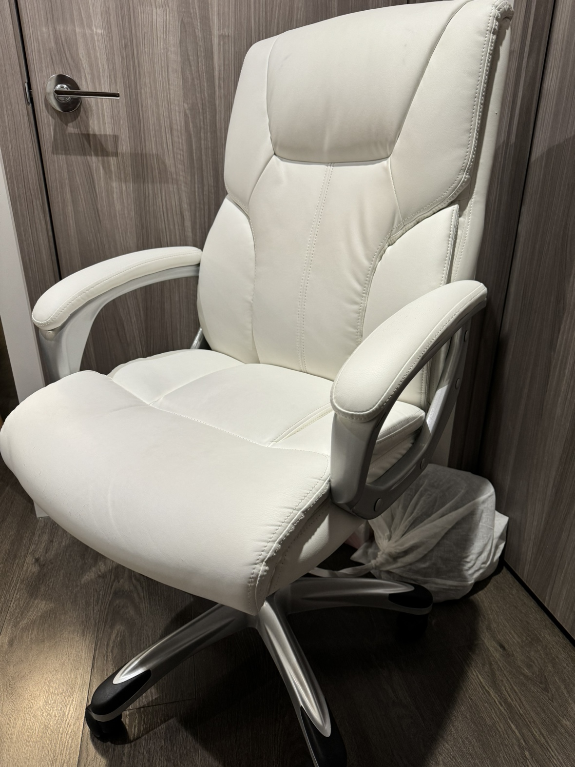 Swivel Office Chair White - photo 2
