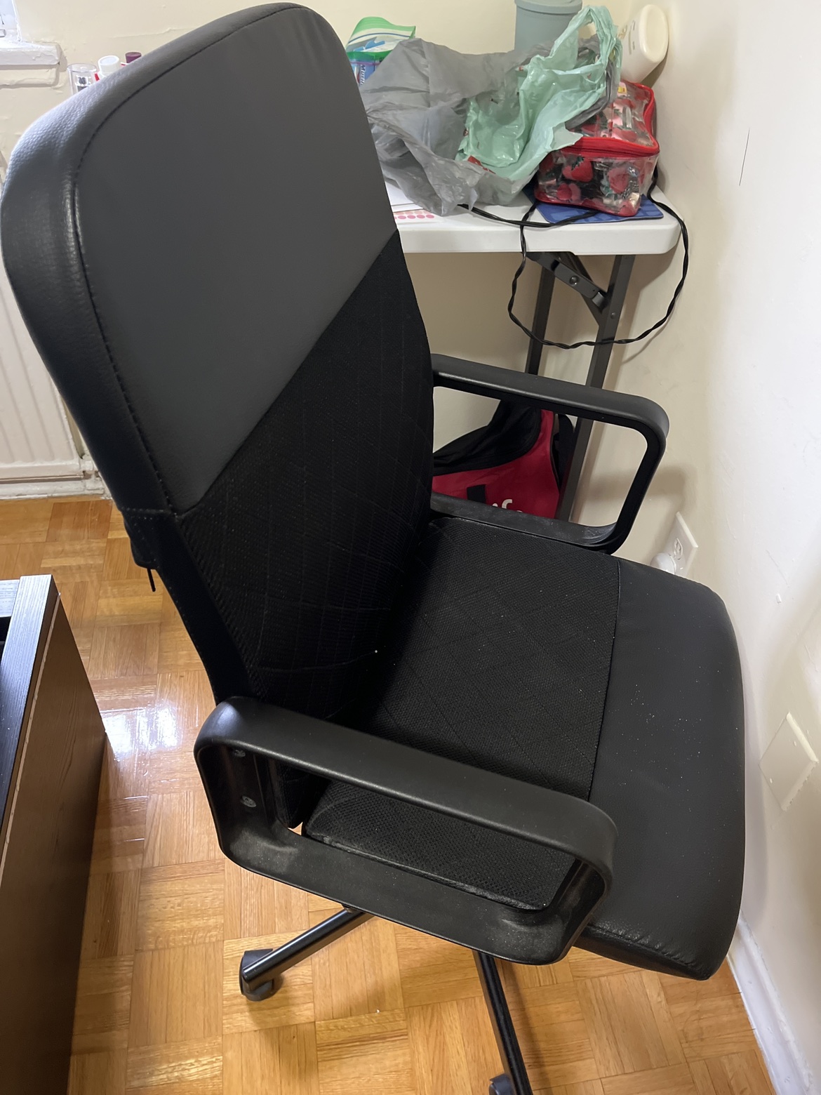 Ikea office chair brand new
