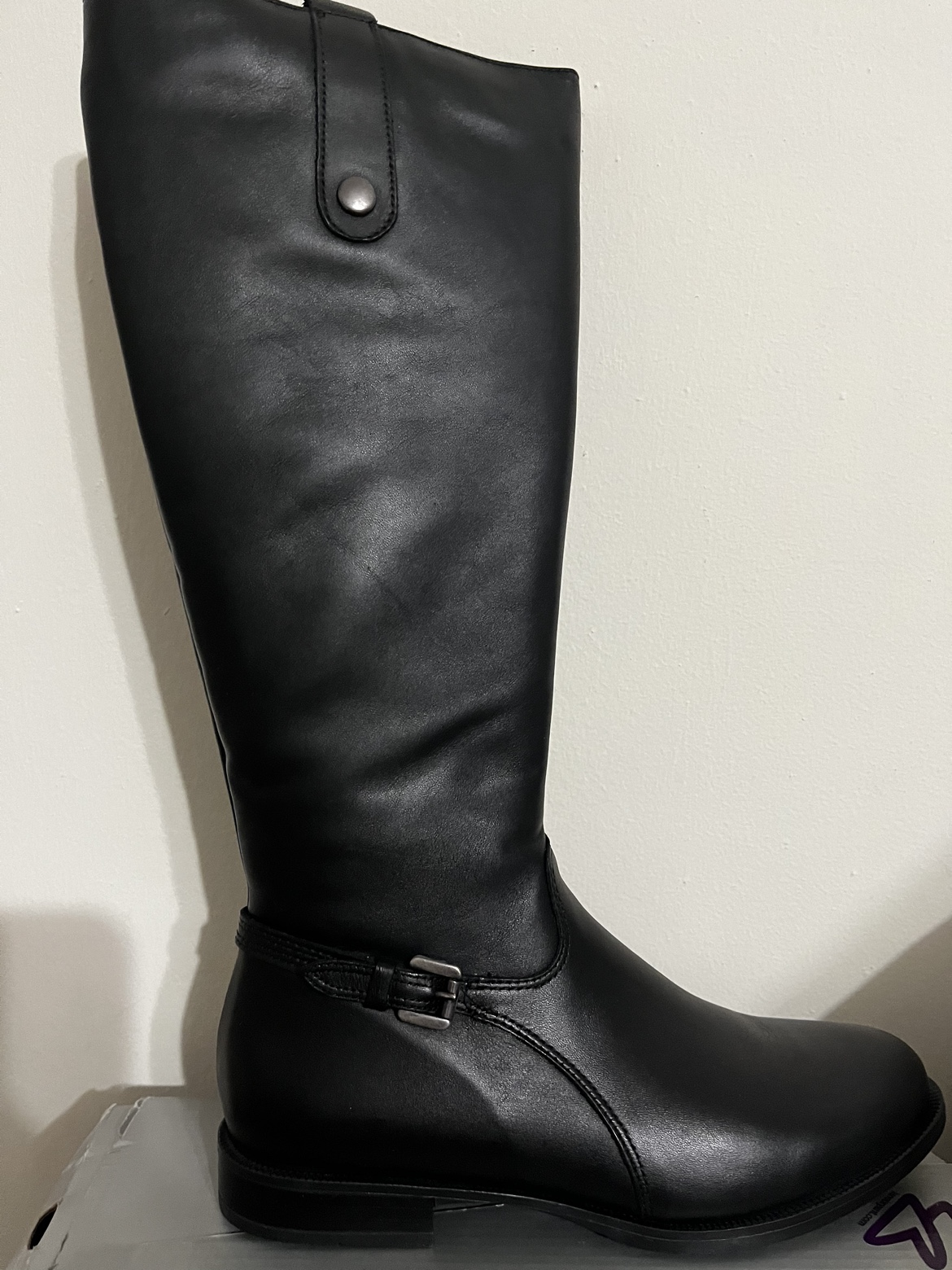 Brand new C La Candaienne Montreal Leather Boots image indicator(2)