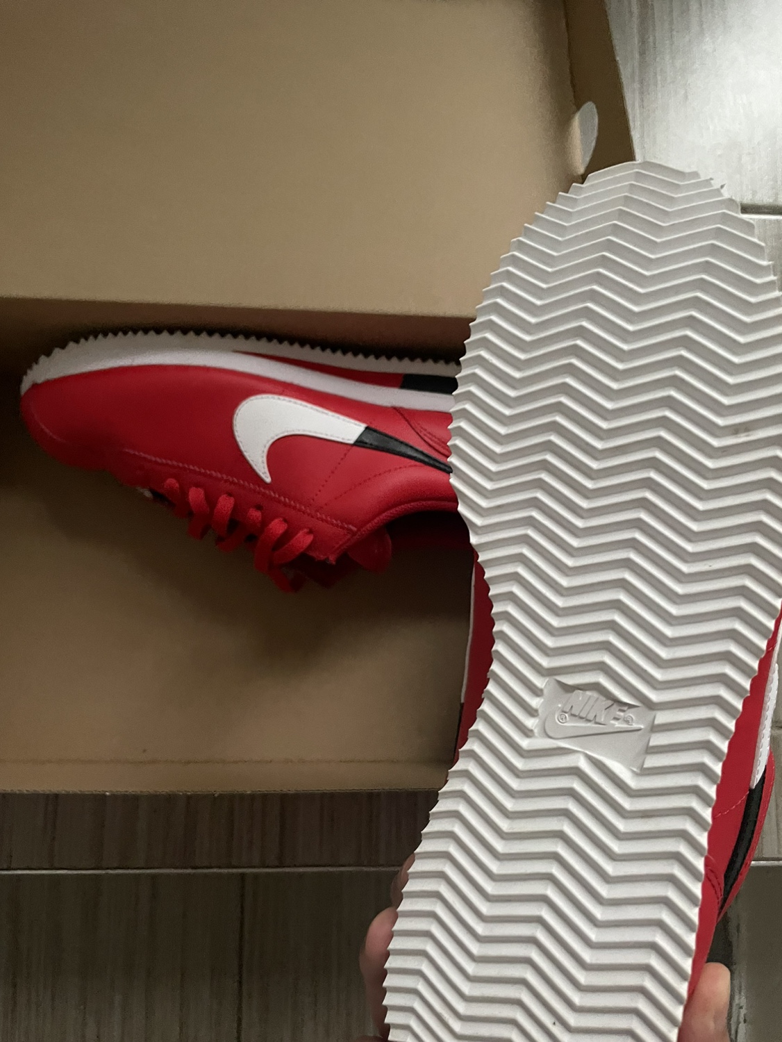 Nike Cortez Size 10 - photo 2