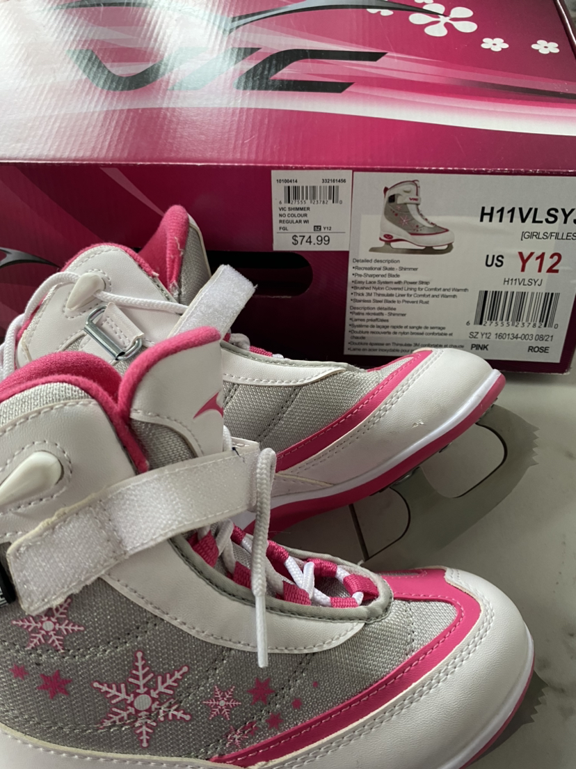 Girls skates size 12 ( sharpen done on Jan 20/24)