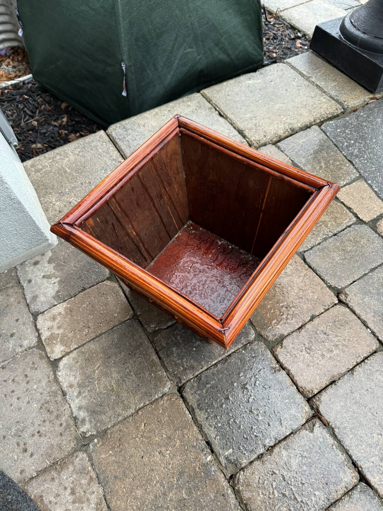 Flower pot thumbnail
