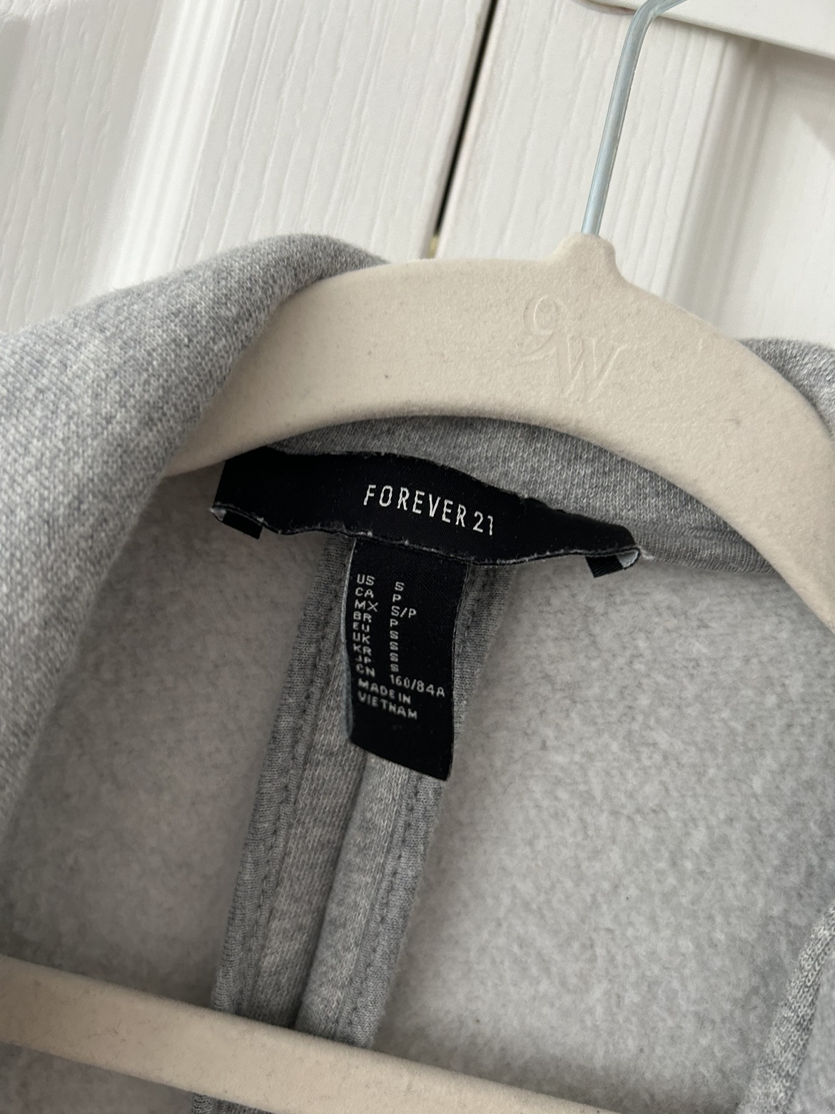 XXI cardigan image indicator(2)