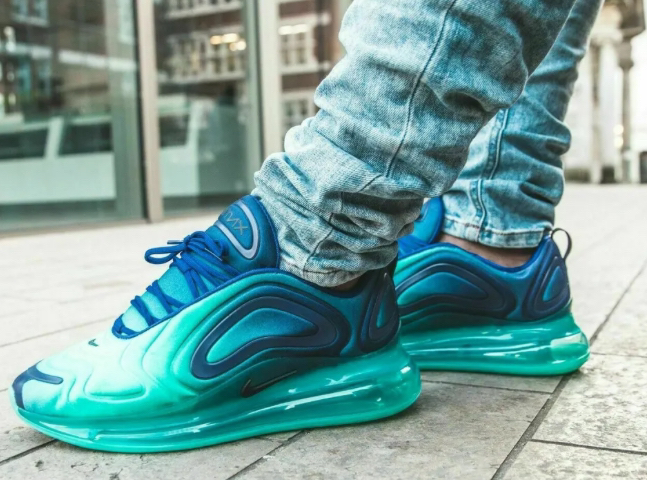 🏃‍♂️ NIKE Air Max 720 image indicator(2)