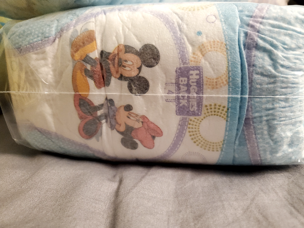 huggies slip on diapers size 4 image indicator(2)