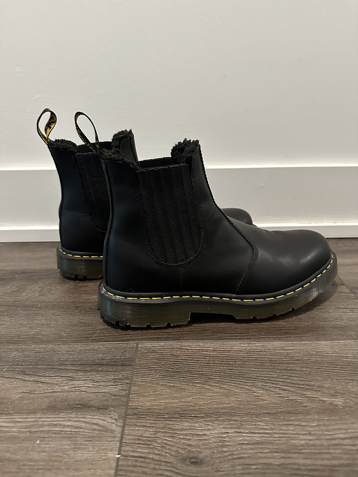 Men’s Dr. Martens Boots in great condition image indicator(2)