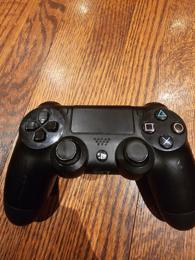 PS4 SLIM 1TB $150 OBO - photo 3