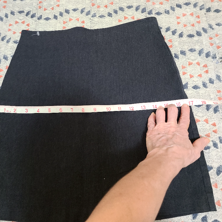 Women’s skirt image indicator(5)