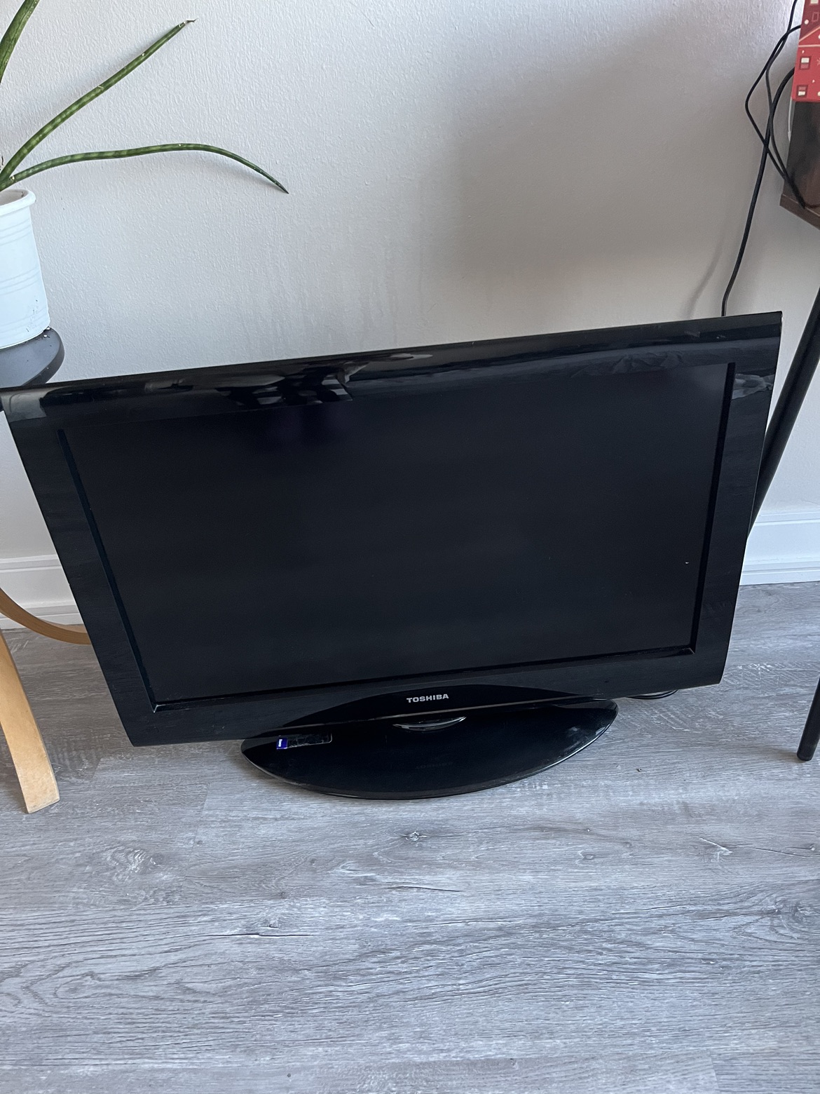 TV Toshiba - photo 3