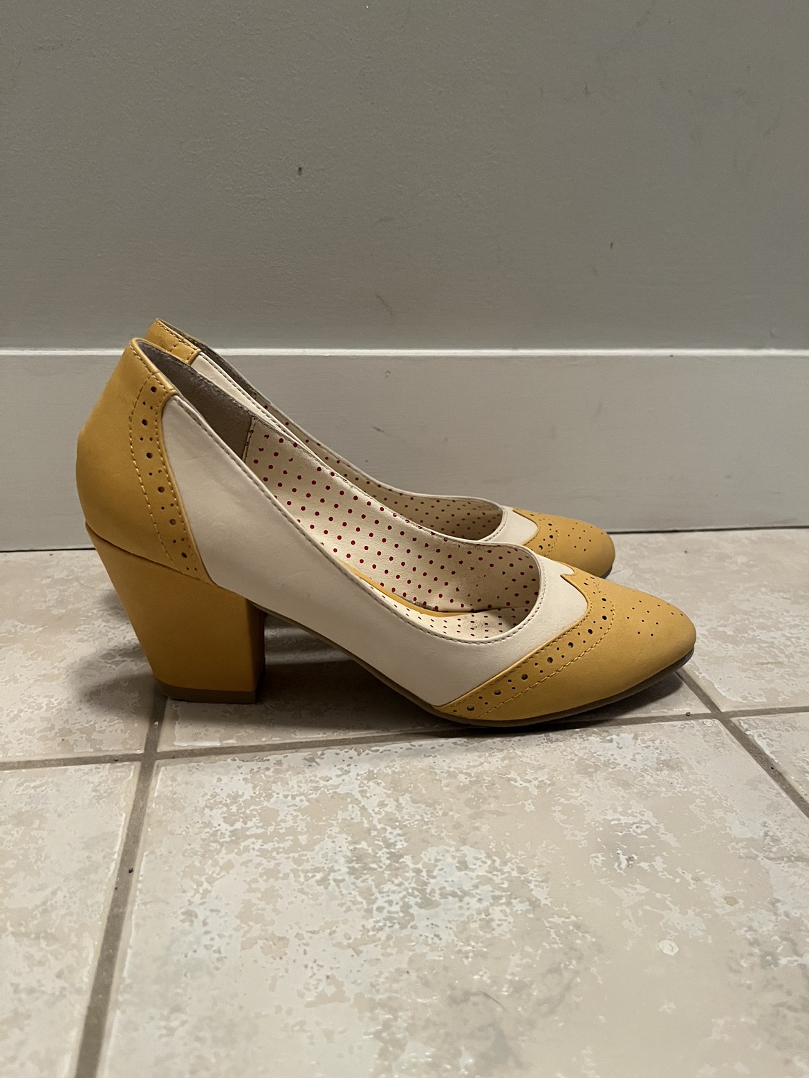 Yellow & white vegan leather vintage-inspired heels image indicator(2)