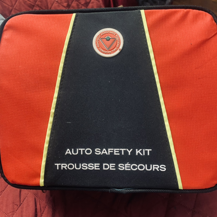Auto safety kit thumbnail