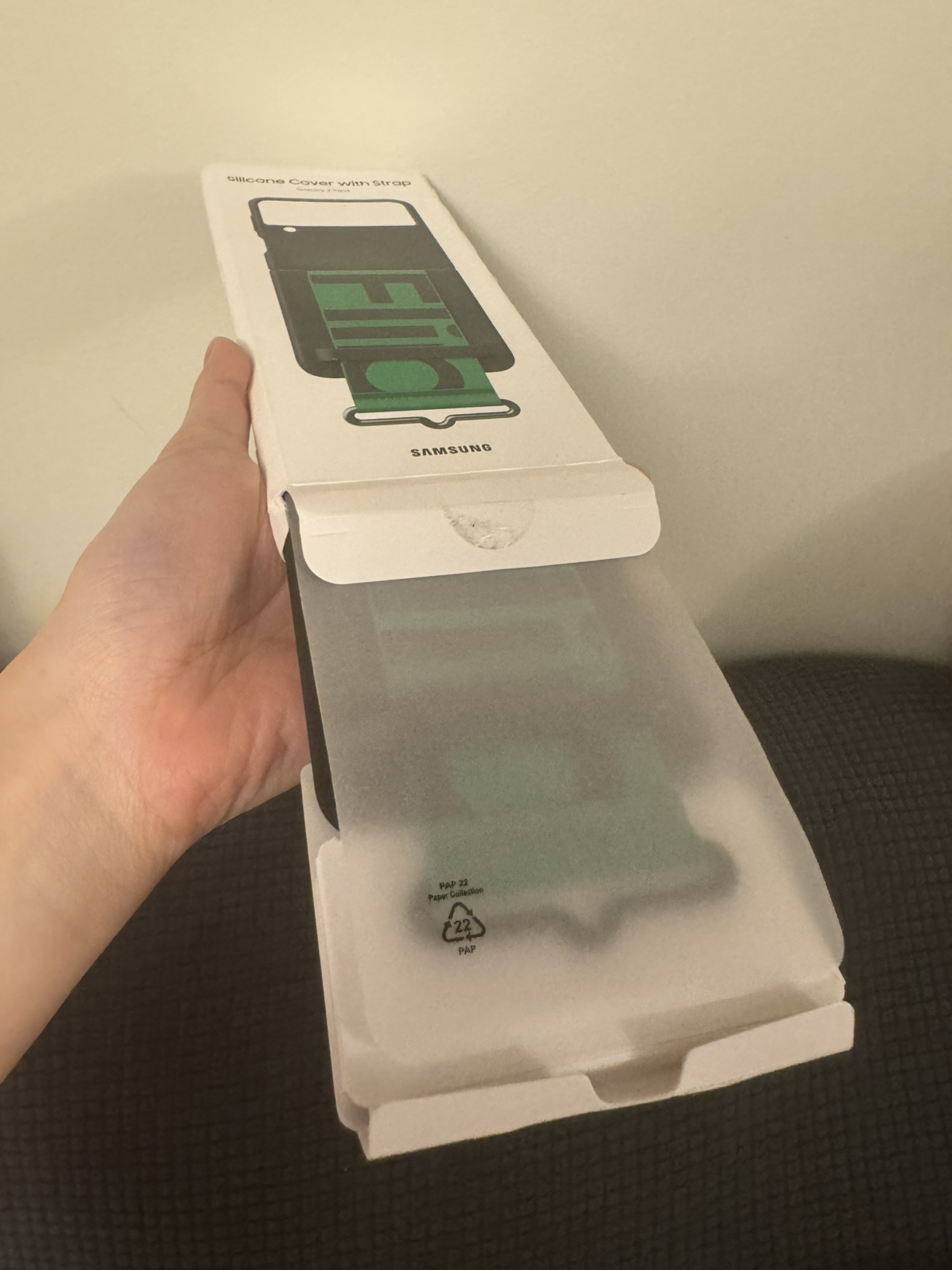 Samsung Flip4 phone case - photo 2