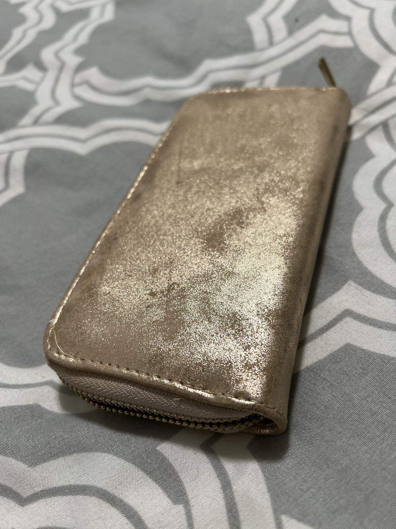 $2!! Long wallet- rose gold in colour image indicator(3)