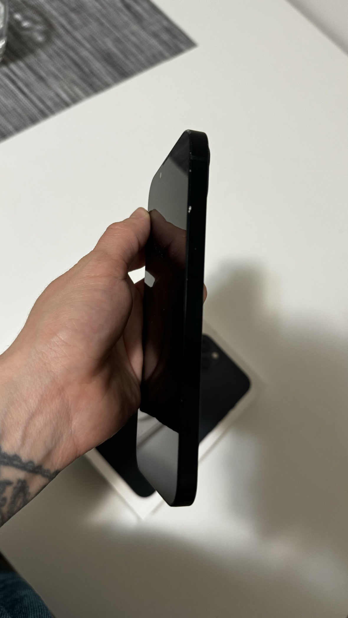 iPhone 13 - photo 4