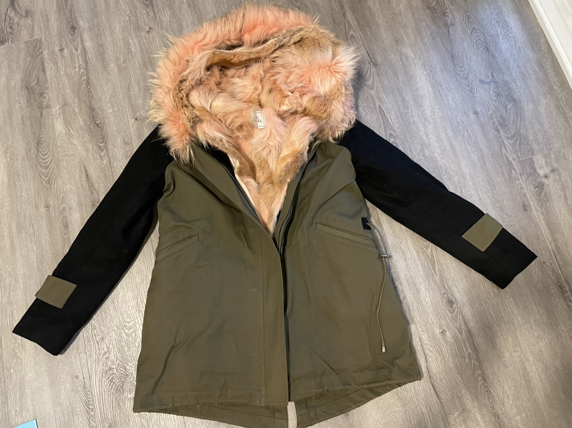 Women winter parka with genuine fur inside EU42 thumbnail