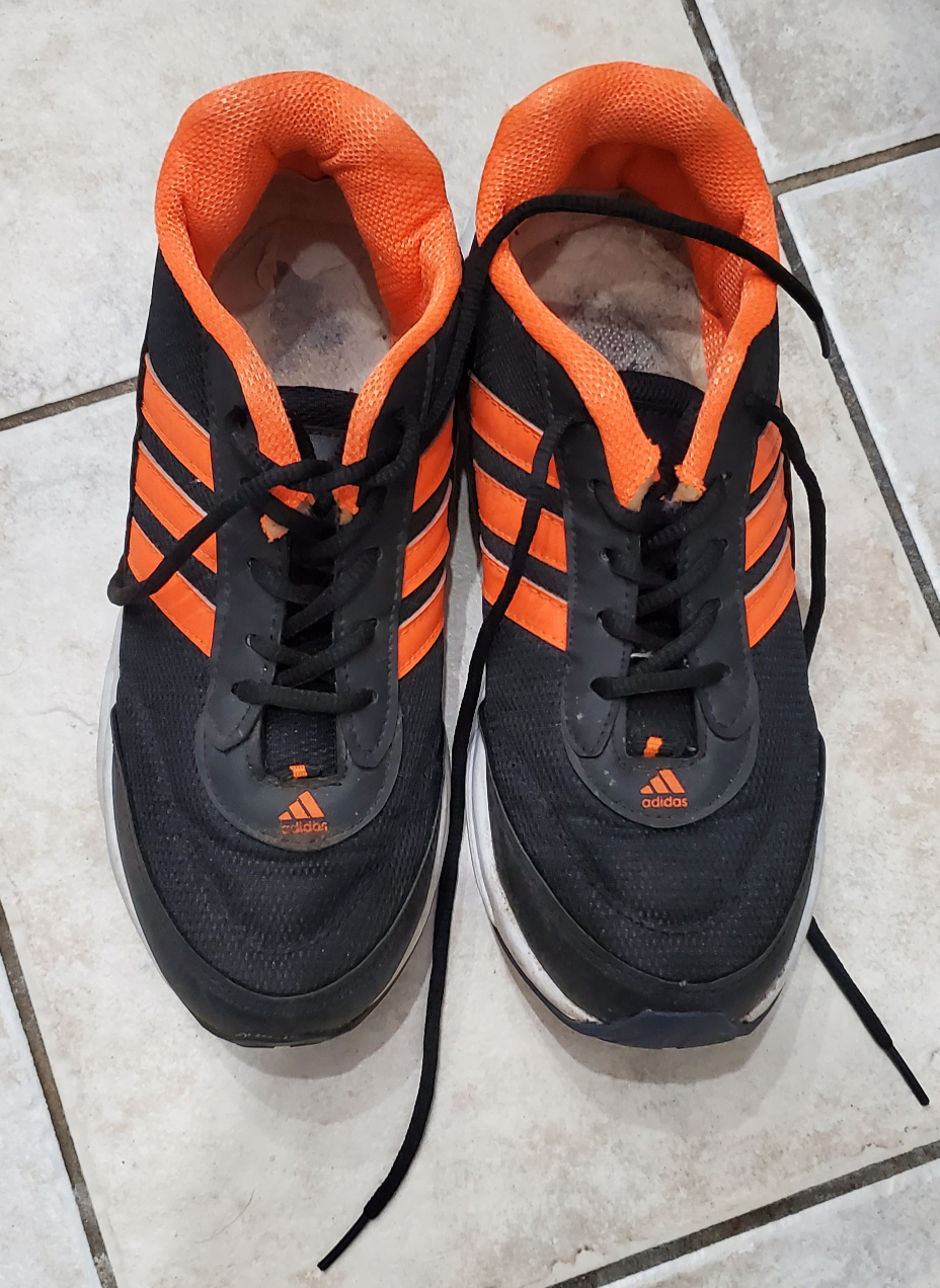 free unisex Adidas shoes size 8 thumbnail