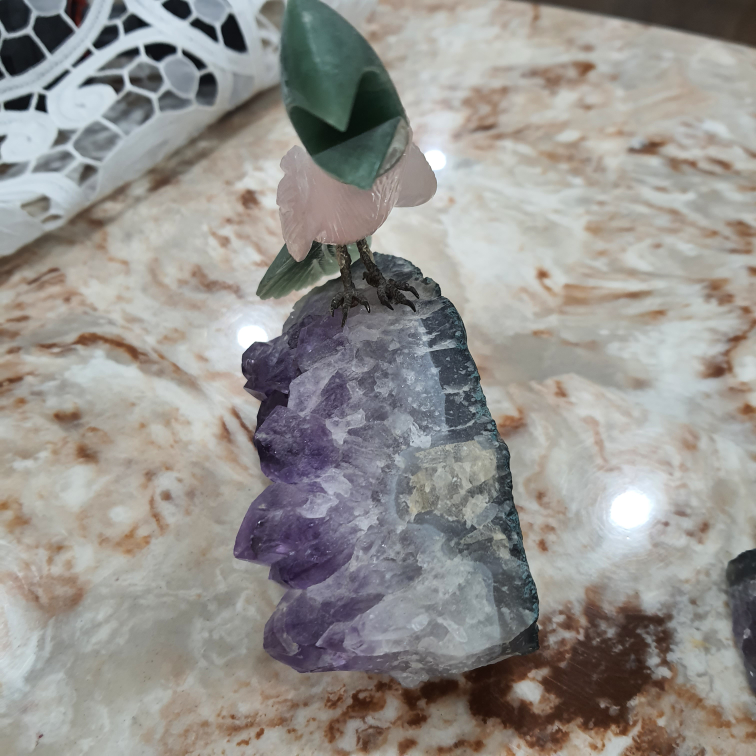 Amethyst Carved Gemstone Quartz Jade Silver Metal Legs Bird - photo 4