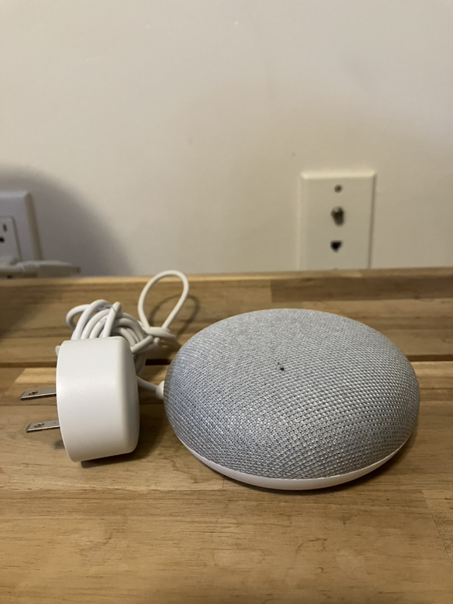 Google home mini(gen 1, 2017) - photo 2